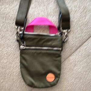 Shorty Love Shorthand cross body bag.